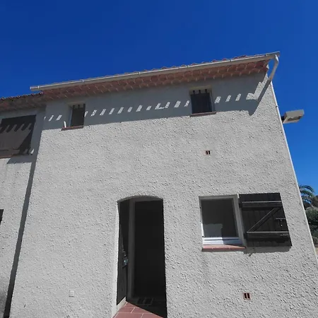 度假居 Maison A 500 M De La *